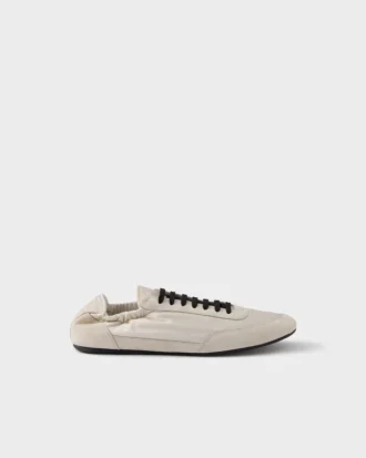 Adidași din Re-Nylon și piele de căprioară