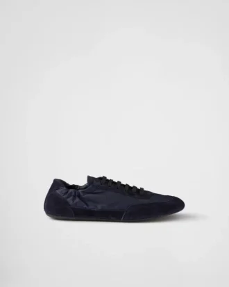 Adidași din Re-Nylon și piele de căprioară