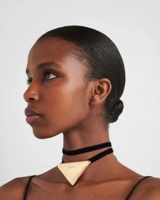 Colier choker Eternal Gold cu pandantiv mare din aur galben