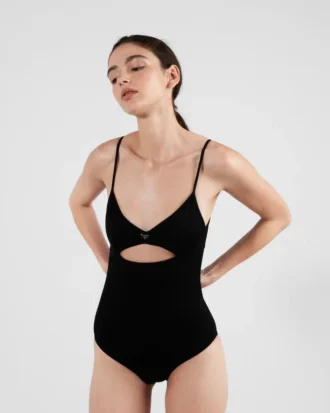 Costum de baie dintr-o singură piesă din țesătură interlock
