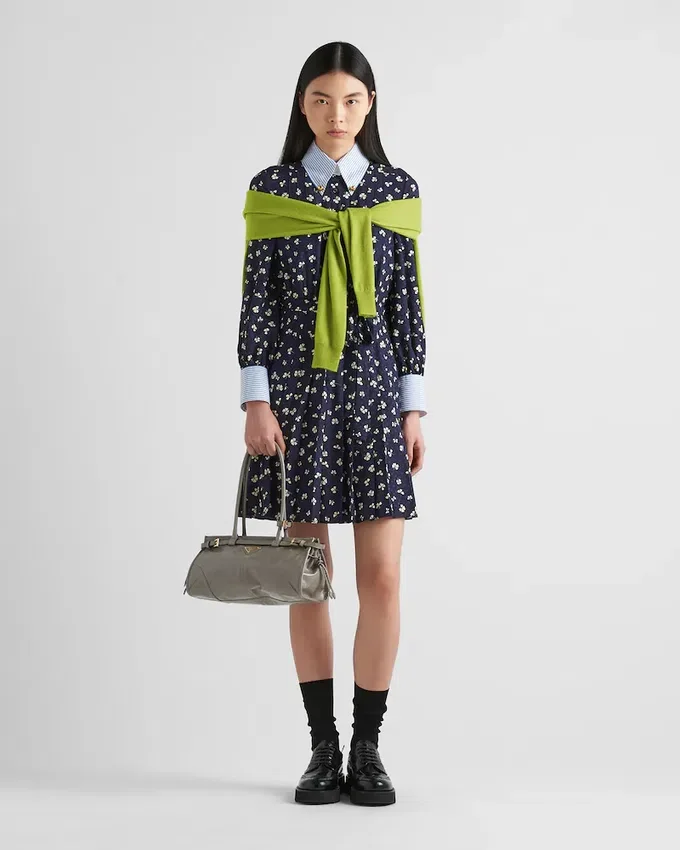 Geantă de mână Prada Bonnie Medium din piele Geantă de mână Prada Bonnie Medium din piele