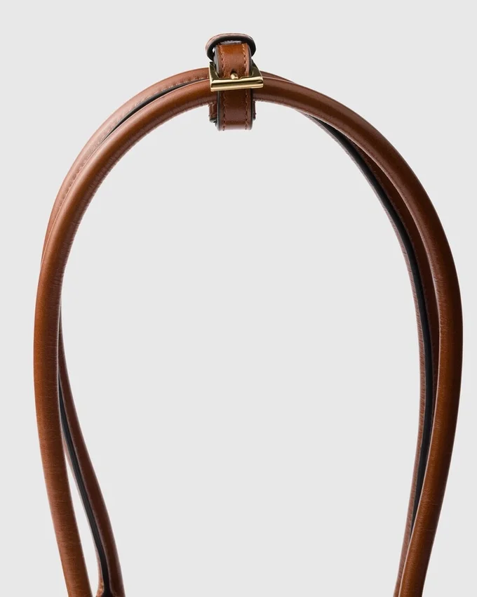 Geantă de mână Prada Bonnie Medium din piele Geantă de mână Prada Bonnie Medium din piele
