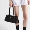 Geantă de mână Prada Bonnie Medium din piele de căprioară