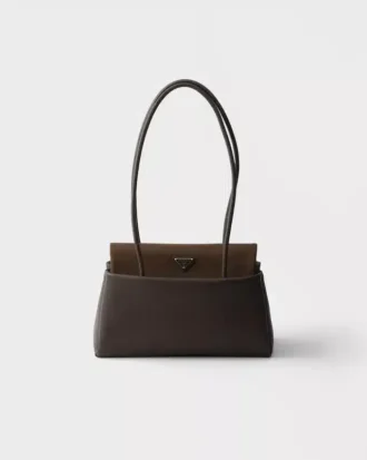 Geantă medie din piele Prada Passage cu clapă din Re-Nylon Geantă medie din piele Prada Passage cu clapă din Re-Nylon