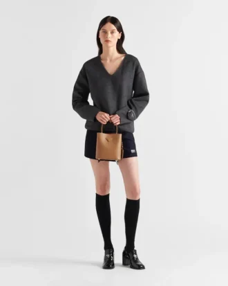 Geantă mică Prada Panier din piele Saffiano