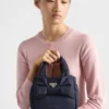 Geantă mini căptușită din Re-Nylon cu fundă Geantă mini căptușită din Re-Nylon cu fundă