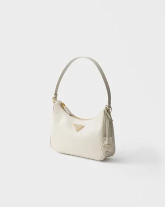 Geantă mini Prada Re-Edition 2005 din piele Saffiano