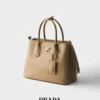 Geantă Prada Double Medium din piele Saffiano Geantă Prada Double Medium din piele Saffiano