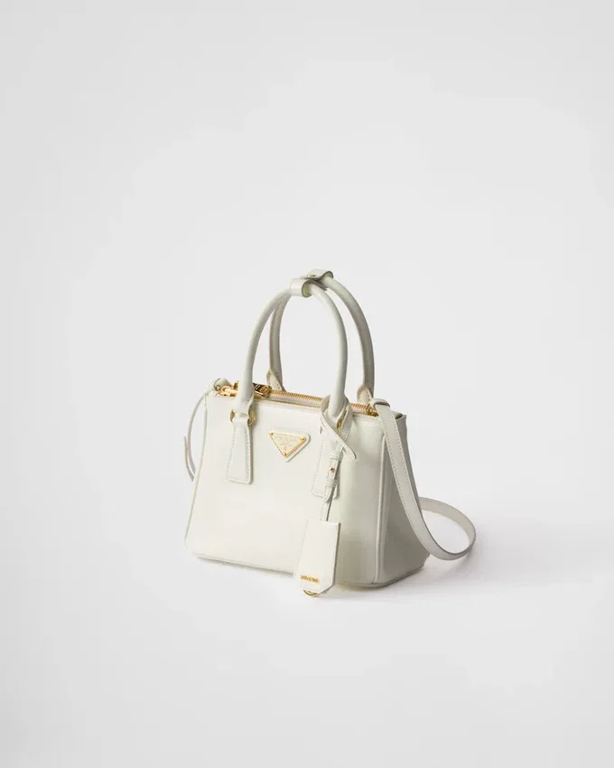 Geantă Prada Galleria Mini din piele Saffiano lăcuită Geantă Prada Galleria Mini din piele Saffiano lăcuită