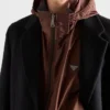 Jachetă reversibilă din Re-Nylon Jachetă reversibilă din Re-Nylon