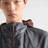 Jachetă reversibilă din Re-Nylon Jachetă reversibilă din Re-Nylon