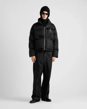Jachetă scurtă din puf Re-Nylon