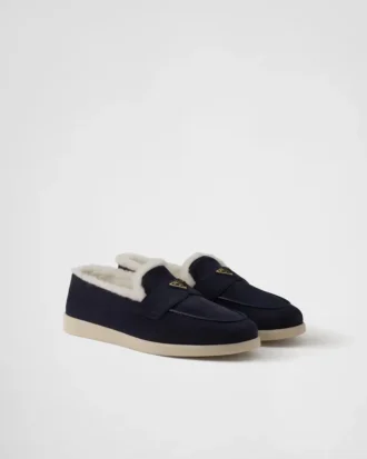 Mocasini din piele de căprioară