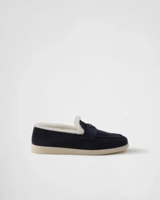 Mocasini din piele de căprioară
