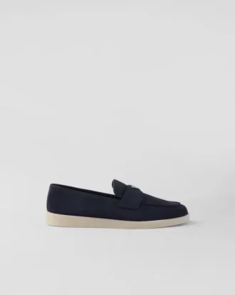 Mocasini din piele de căprioară