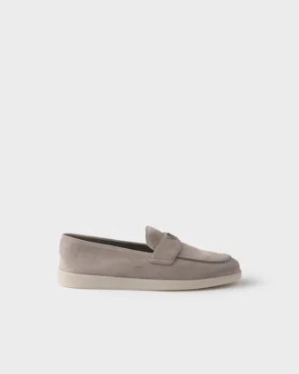 Mocasini din piele de căprioară