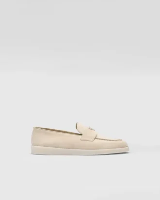 Mocasini din piele de căprioară