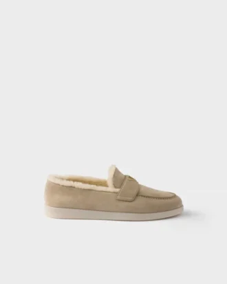 Mocasini din piele de căprioară