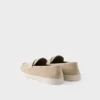 Mocasini din piele de căprioară