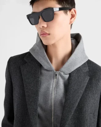 Ochelari de soare cu logo Prada