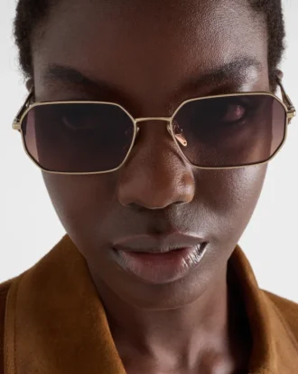 Ochelari de soare cu logo-ul Prada Triangle