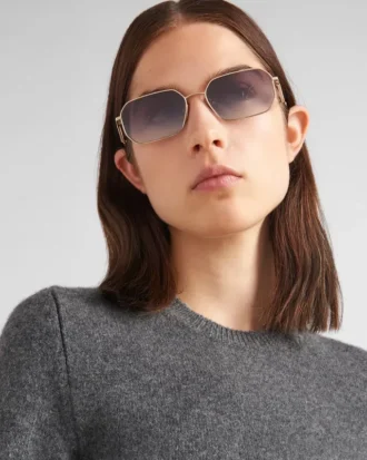 Ochelari de soare cu logo-ul Prada Triangle