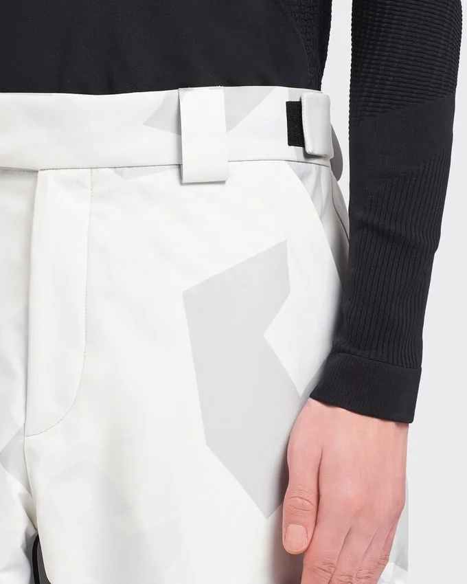 Pantaloni de snowboard din țesătură tehnică imprimată Pantaloni de snowboard din țesătură tehnică imprimată