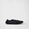 Adidași din Re-Nylon și piele de căprioară Adidași din Re-Nylon și piele de căprioară