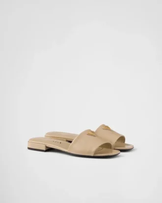 Sandale din piele Saffiano lăcuită Sandale din piele Saffiano lăcuită