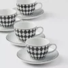 Set de patru cești de espresso din porțelan – model în damă