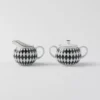 Set de ulcior pentru lapte și zaharniță din porțelan – Checkerboard Set de ulcior pentru lapte și zaharniță din porțelan – Checkerboard